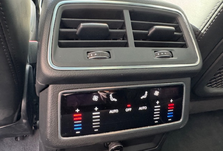 Audi A6 Avant Quattro 40 Tdi Mild Hybrid 204 cv / CARPLAY / TOIT OUVRANT / VIRTUAL COCKPIT