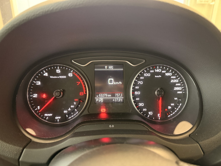 Audi A3 PHASE 2 SPORTBACK 35 1.5 TFSI S-TRONIC7 150 SLINE / SUIVI AUDI