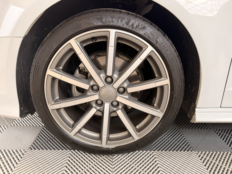 Audi A3 PHASE 2 SPORTBACK 35 1.5 TFSI S-TRONIC7 150 SLINE / SUIVI AUDI