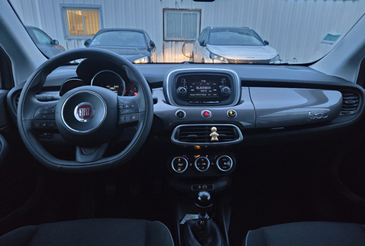 FIAT 500X 1.4 MultiAir LOUNGE * Toit ouvrant panoramique * radars de recul * clim auto bi-zone*     