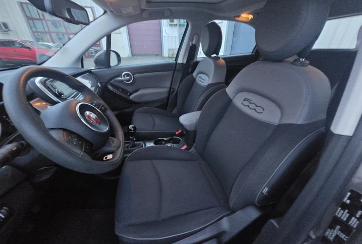 FIAT 500X 1.4 MultiAir LOUNGE * Toit ouvrant panoramique * radars de recul * clim auto bi-zone*     