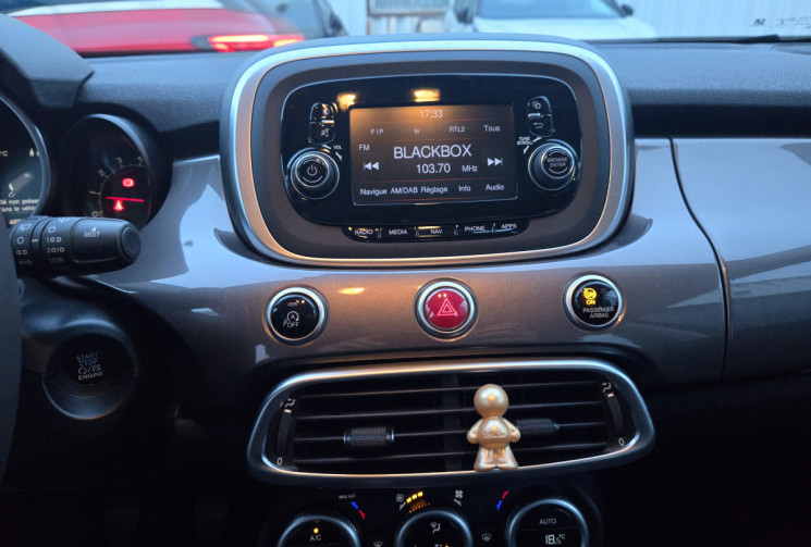 FIAT 500X 1.4 MultiAir LOUNGE * Toit ouvrant panoramique * radars de recul * clim auto bi-zone*     