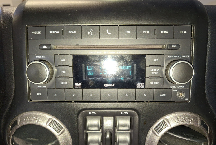 Jeep WRANGLER UNLIMITED 2.8 CRD 200 SPORT LONG HARD-TOP  5 PLACES GARANTIE 6 MOIS