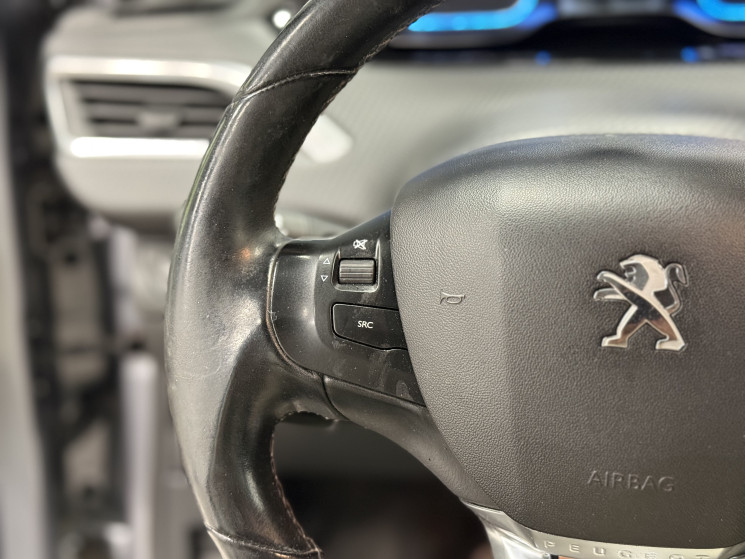 Peugeot 2008 1.2 PureTech 110 ch Allure S&S EAT6/Distribution faite