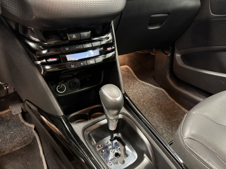 Peugeot 2008 1.2 PureTech 110 ch Allure S&S EAT6/Distribution faite