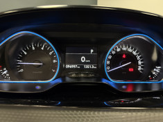 Peugeot 2008 1.2 PureTech 110 ch Allure S&S EAT6/Distribution faite