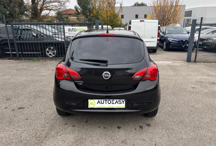 Opel Corsa E / 1.4 / 90 CH / COLOR EDITION