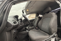 Opel Corsa E / 1.4 / 90 CH / COLOR EDITION