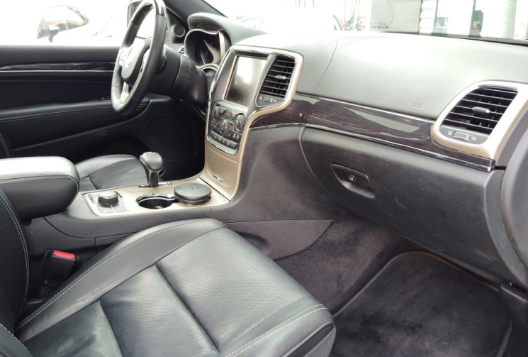 Jeep GRAND CHEROKEE 3.6 V6 Pentastar 286ch Flexfuel Overland BVA8