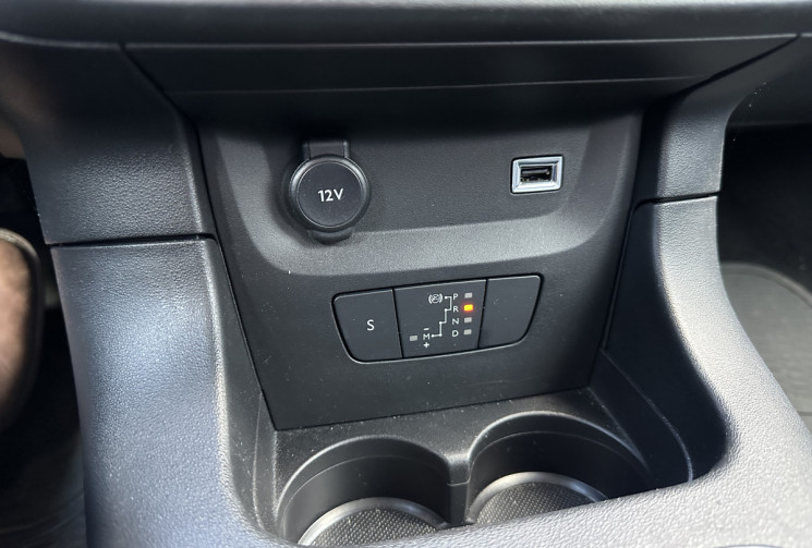 Citroën C3 Phase 2 1.2 PureTech EAT6 S&S 110 CV BVA SHINE