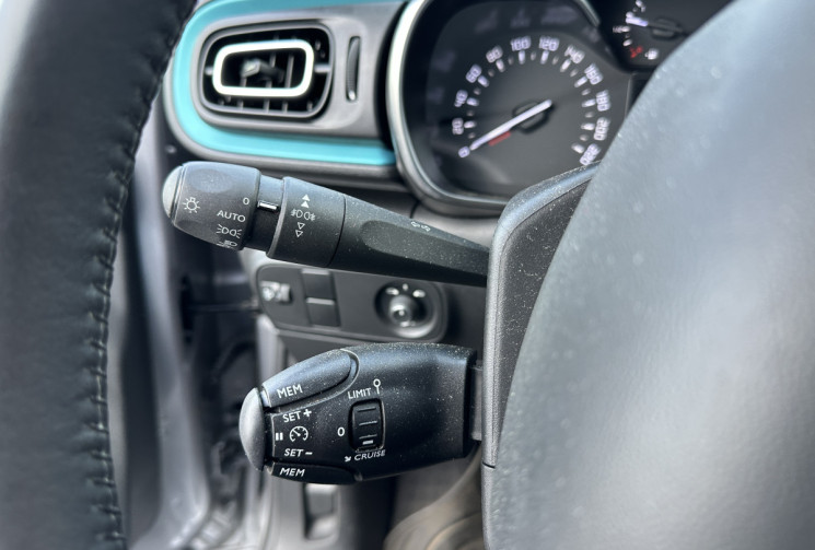 Citroën C3 Phase 2 1.2 PureTech EAT6 S&S 110 CV BVA SHINE