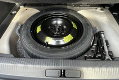 Peugeot 2008 Allure 1.5 BlueHDi 130 EAT8 / Carplay / i Cockpit 3D / Camera