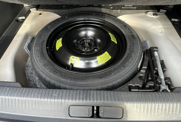 Peugeot 2008 Allure 1.5 BlueHDi 130 EAT8 / Carplay / i Cockpit 3D / Camera