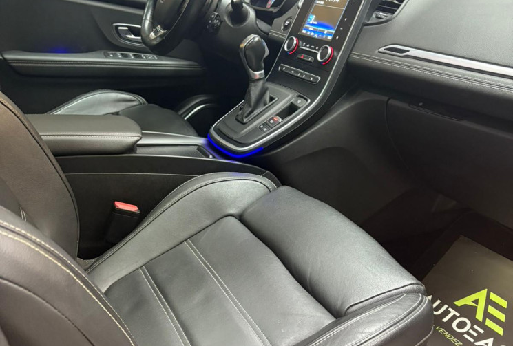 Renault GRAND SCENIC Renault Grand Scénic 1.6 DCI 160 pack Bose 