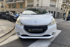 Peugeot 208 1.4 HDI 68 CH BUSINESS 5 PLACES distri ok