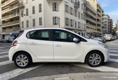 Peugeot 208 1.4 HDI 68 CH BUSINESS 5 PLACES distri ok