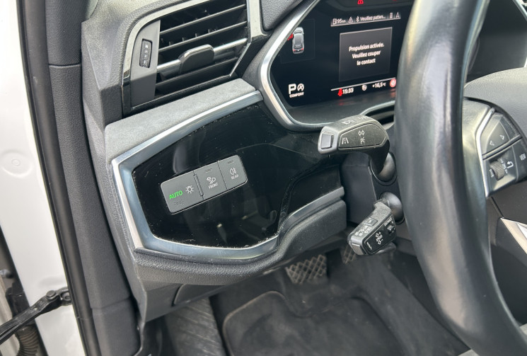 Audi Q3 40 TDI 190 Ch Design Luxe Quattro S-tronic 7 * CARPLAY * VOLANT MEPLAT * FULL LED