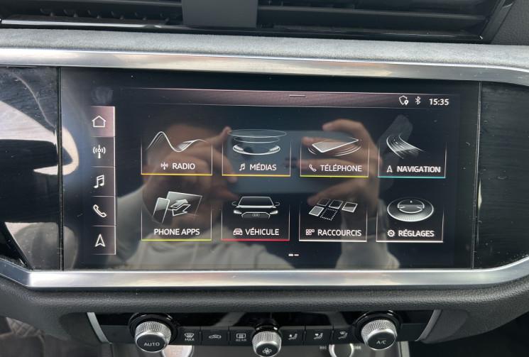 Audi Q3 40 TDI 190 Ch Design Luxe Quattro S-tronic 7 * CARPLAY * VOLANT MEPLAT * FULL LED