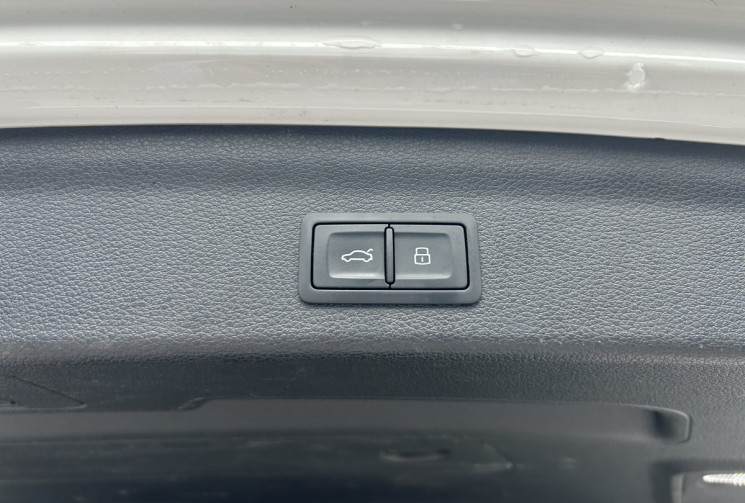 Audi Q3 40 TDI 190 Ch Design Luxe Quattro S-tronic 7 * CARPLAY * VOLANT MEPLAT * FULL LED