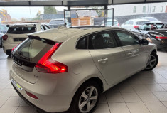 Volvo V40 T3 1.6 ESS 150CV MOMENTUM - TOIT PANORAMIQUE