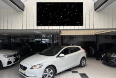 Volvo V40 T3 1.6 ESS 150CV MOMENTUM - TOIT PANORAMIQUE