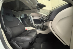 Volvo V40 T3 1.6 ESS 150CV MOMENTUM - TOIT PANORAMIQUE