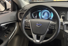 Volvo V40 T3 1.6 ESS 150CV MOMENTUM - TOIT PANORAMIQUE