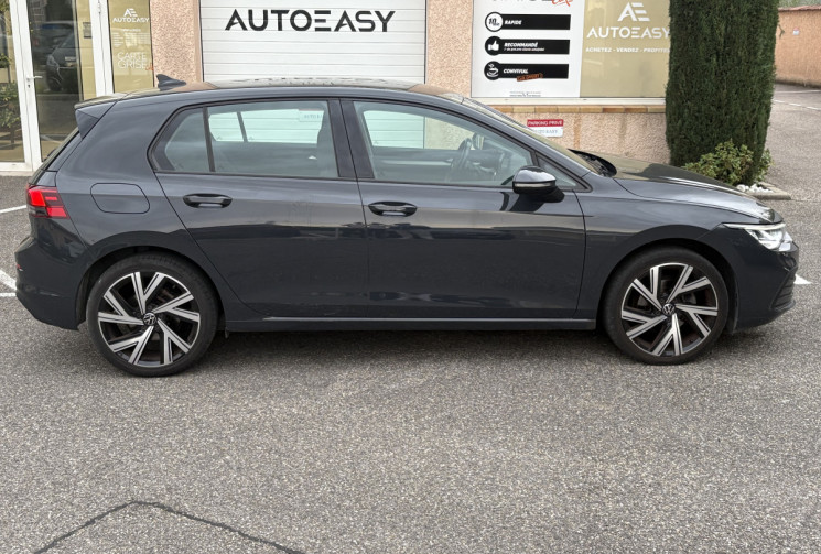 Volkswagen Golf VIII 1.5 eTSI 130 ch Life DSG7 / TVA / Première main / Entretien VW