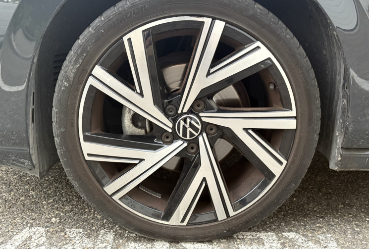 Volkswagen Golf VIII 1.5 eTSI 130 ch Life Business DSG7 / TVA / Première main / Entretien VW