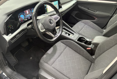 Volkswagen Golf VIII 1.5 eTSI 130 ch Life Business DSG7 / TVA / Première main / Entretien VW