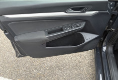 Volkswagen Golf VIII 1.5 eTSI 130 ch Life Business DSG7 / TVA / Première main / Entretien VW