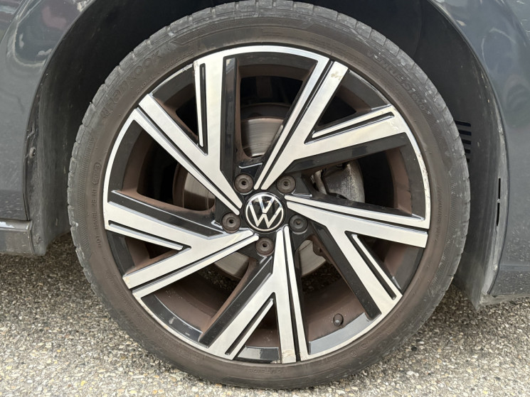 Volkswagen Golf VIII 1.5 eTSI 130 ch Life DSG7 / TVA / Première main / Entretien VW