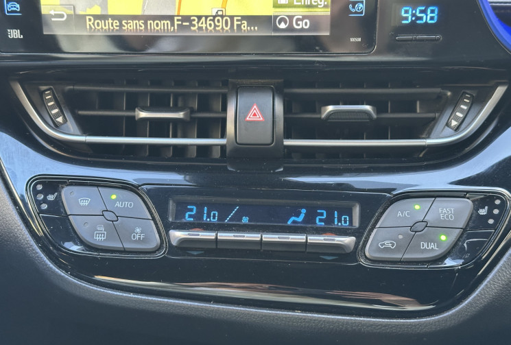 Toyota C-HR 1.8 VVT-i 122 HSD Hybride Pack Premium / Attelage / Garantie Toyota