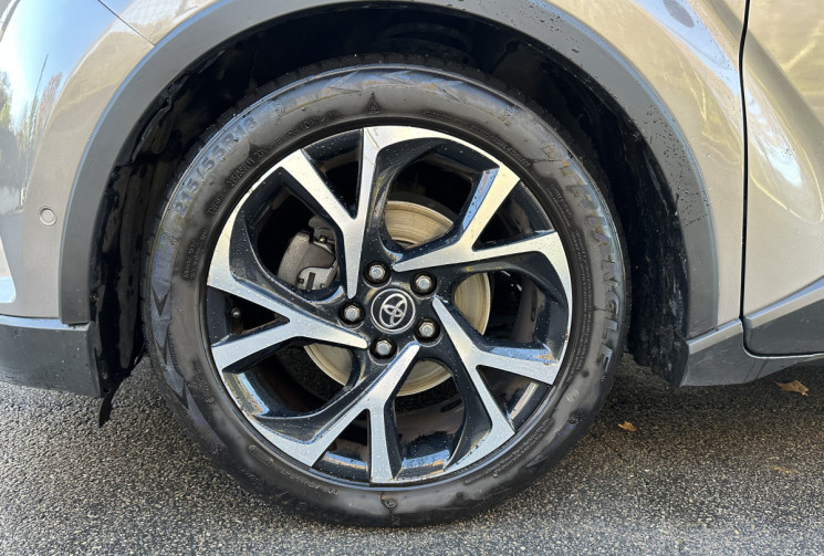 Toyota C-HR 1.8 VVT-i 122 HSD Hybride Pack Premium / Attelage / Garantie Toyota
