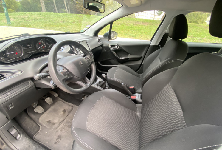 Peugeot 208 I Phase 2 5 Portes 1.2 VTi 12V ACTIVE 82 CH