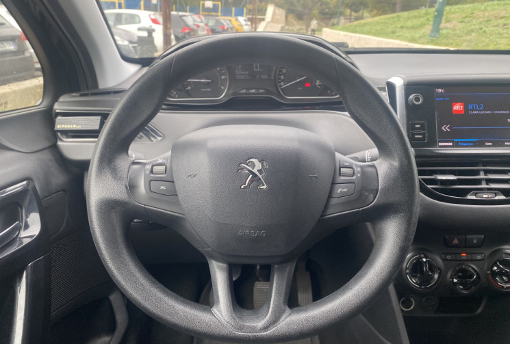 Peugeot 208 I Phase 2 5 Portes 1.2 VTi 12V ACTIVE 82 CH