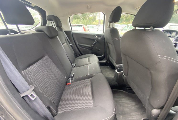 Peugeot 208 I Phase 2 5 Portes 1.2 VTi 12V ACTIVE 82 CH
