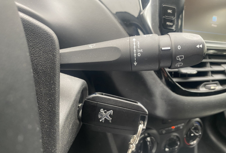 Peugeot 208 I Phase 2 5 Portes 1.2 VTi 12V ACTIVE 82 CH