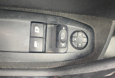 Peugeot 208 I Phase 2 5 Portes 1.2 VTi 12V ACTIVE 82 CH