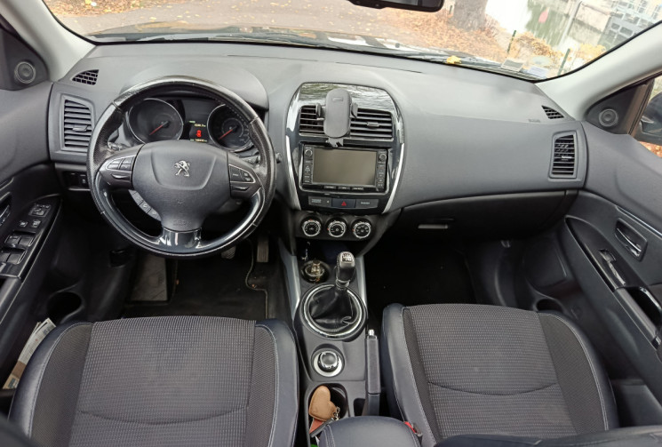 Peugeot 4008 1.8 HDi 4WD ALLURE S&S 150 / TOIT PANORAMIQUE 