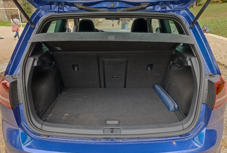 Volkswagen Golf 7 VII R 2.0L 300CH 4MOTION - FRANCAISE - BVM - TOIT OUVRANT - CARPLAY - BLEU LAPIZ