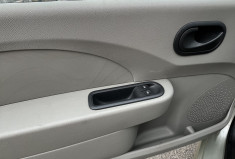 Renault Twingo II 1.2 i 60 cv