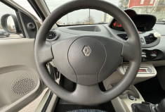 Renault Twingo II 1.2 i 60 cv