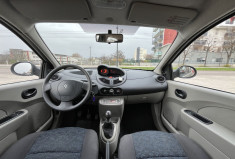 Renault Twingo II 1.2 i 60 cv