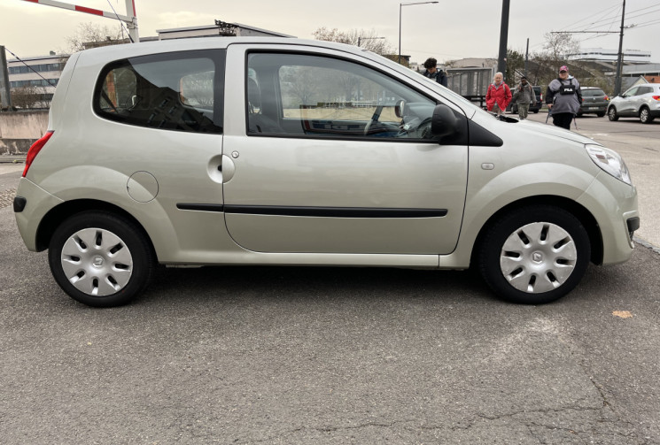 Renault Twingo II 1.2 i 60 cv