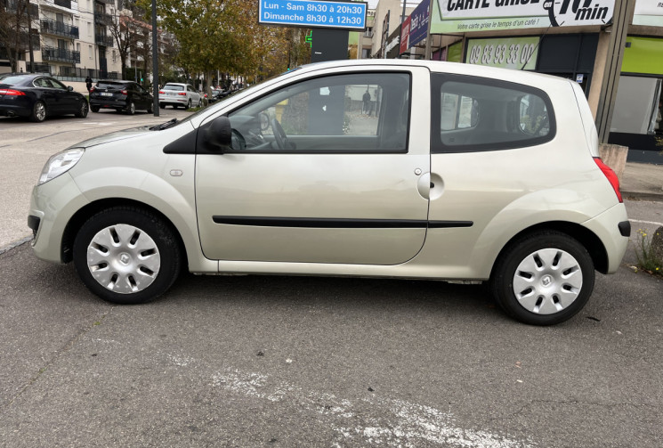 Renault Twingo II 1.2 i 60 cv