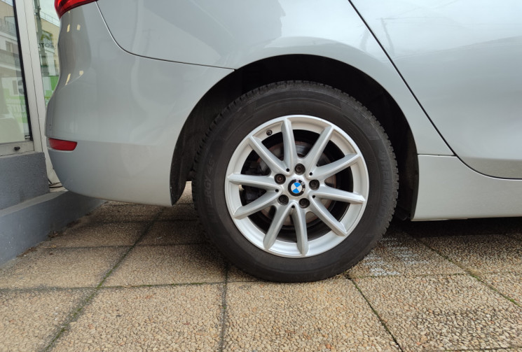 BMW Série 2 Gran Tourer 216d BUSINESS 5 PLACES / SUIVI BMW 