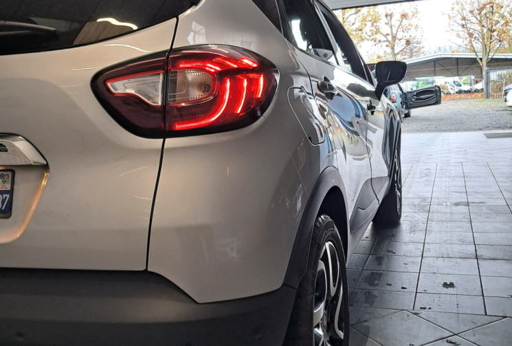 Renault Captur PHASE 2 1.2 TCE 120 IRIDIUM CAMERA - 2EME MAIN - SUPERBE -  SUIVI RENAULT -GARANTIE