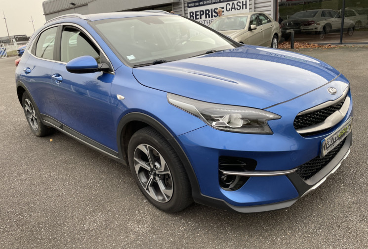 Kia XCeed 1.6 CRDi Eco Dynamics 136CV +ISG ACTIVE