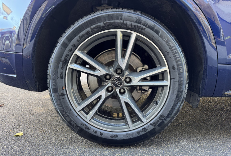 Audi Q5 35 TDi 2.0 163 S-Line  S-Tronic7 / Toit ouvrant / Hifi B&O / Matrix LED / Sièges chauffants